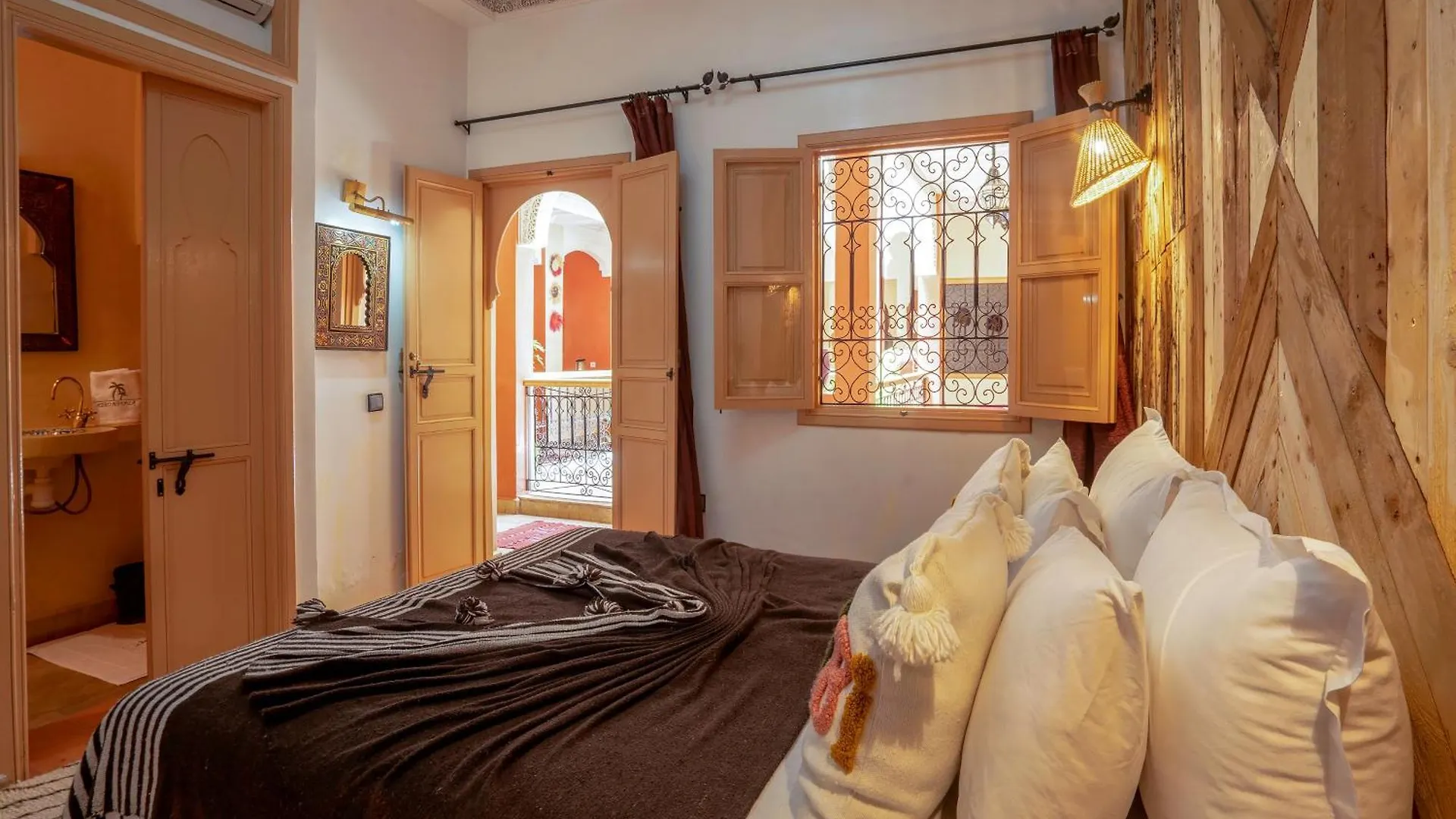 Riad Dar Ennakhla Marrakesh 0*,  Marokko